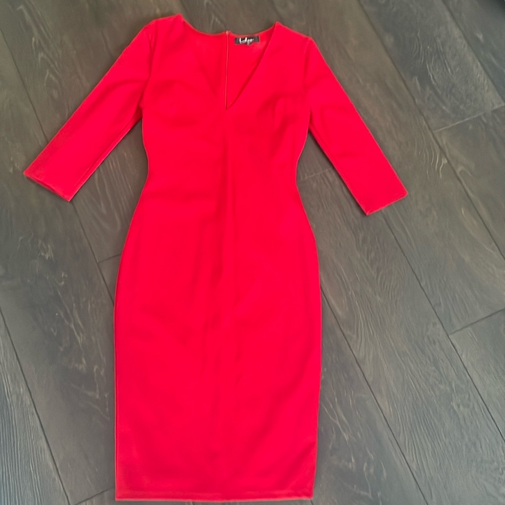 V-neck midi dress in great conditions